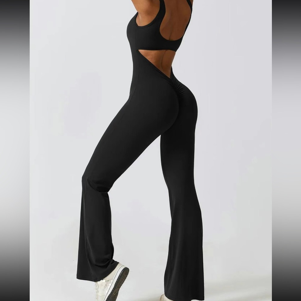Black XL (12) Backless Booty Scrunch Flare Leg Sleeveless Jumpsuit Romper
